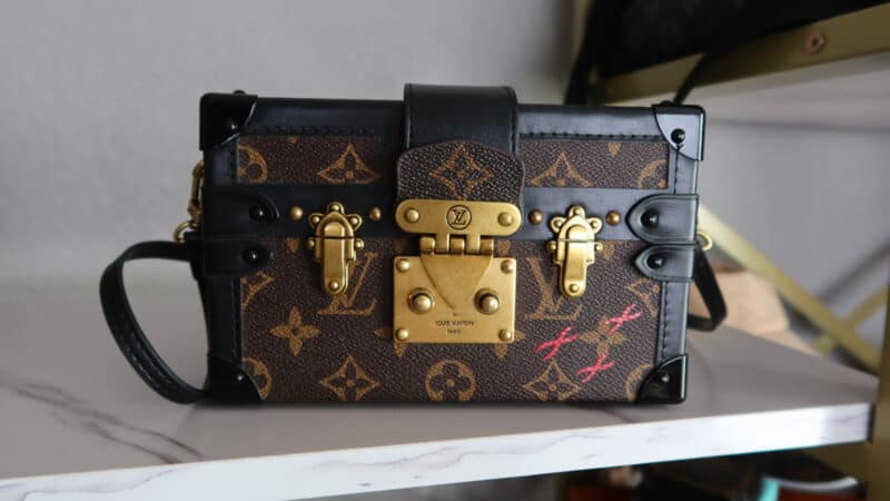 LV PETITE MALLE