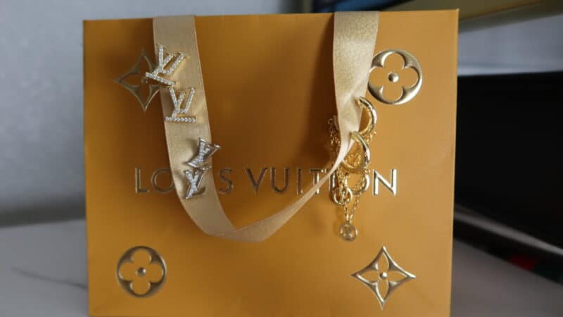 LV EARRINGS