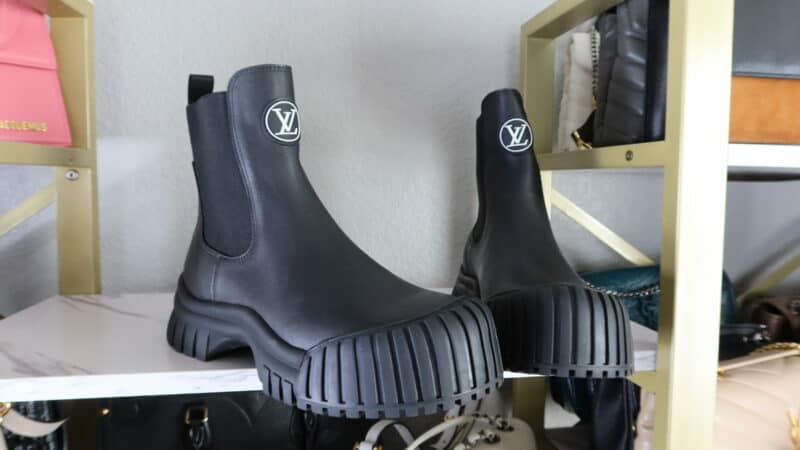 1:1 LV RUBY FLAT ANKLE BOOTS