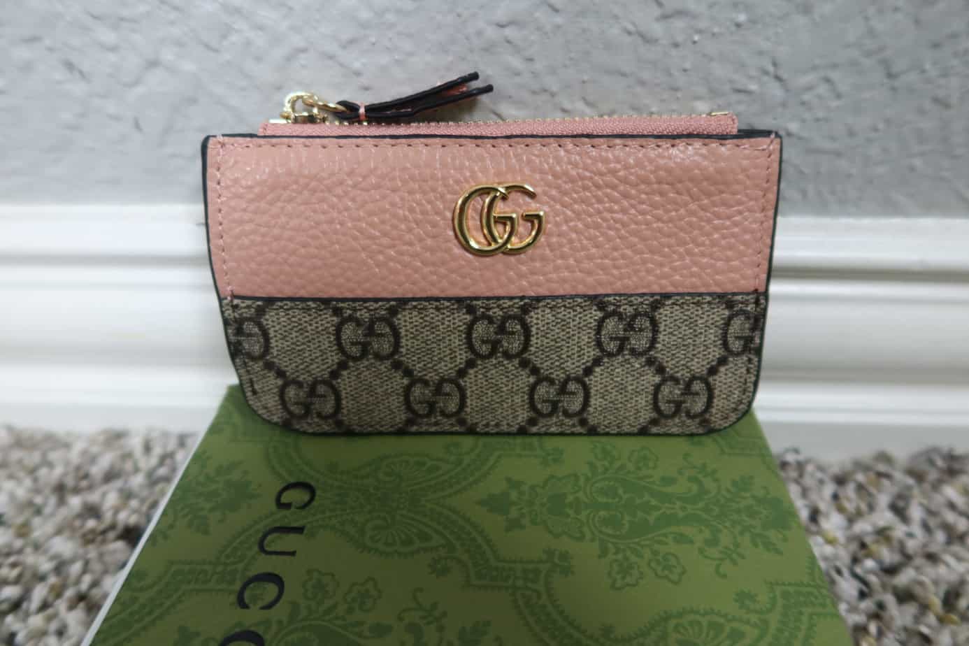 GUCCI MARMONT KEYCHAIN CARD CASE